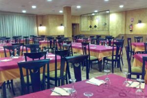 Restaurante La B&aacute;scula