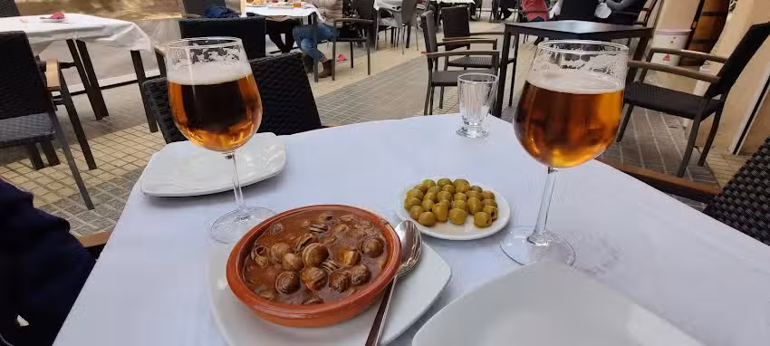 Restaurante La Candela &ndash; Especialidad en caracoles y carnes a la brasa en Badajoz