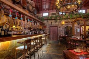 Restaurante La Cascada Puerto &ndash; Restaurante Bodega