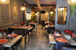 Restaurante La Codorniz del sereno