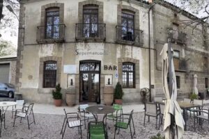 Restaurante La Estaci&oacute;n. Antiguo supermercado Arturo. Restaurante en Mi&ntilde;o de Medinaceli