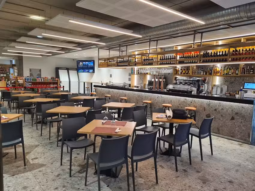 Restaurante La f&aacute;brica de Valcarce Villaobispo