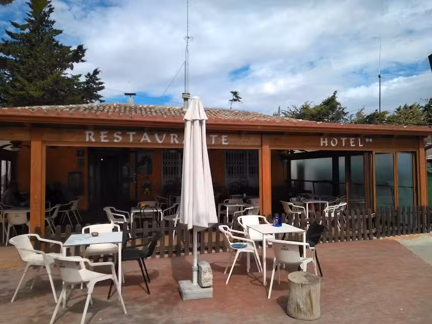 Restaurante La Gasolinera L&eacute;cera