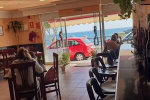 Restaurante La Mares&iacute;a