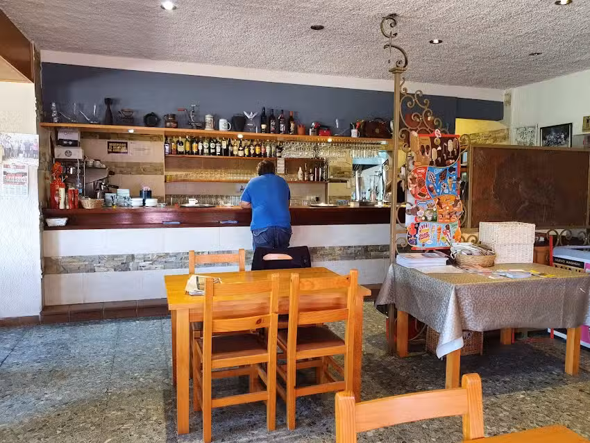 Restaurante La Mas&iacute;a