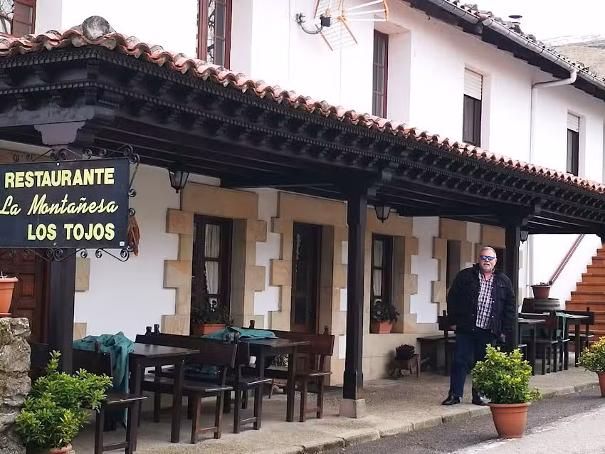 Restaurante La Monta&ntilde;esa