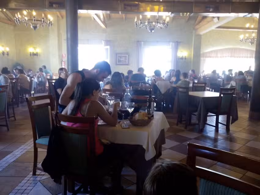 Restaurante La Parrilla