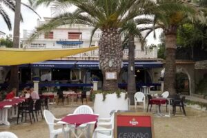 Restaurante La Pir&aacute;mide abrimos 9 de enero