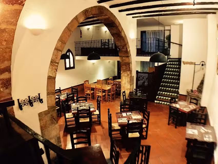 Restaurante La Pla&ccedil;a 7