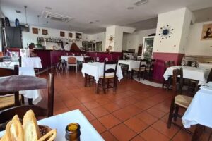 Restaurante La Rocca Restaurante Mediterráneo