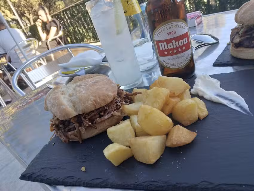 RESTAURANTE LAGO DEL JARAL