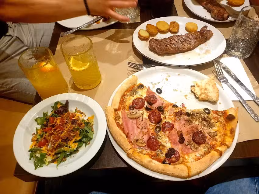 Restaurante LaPoza Legan&eacute;s