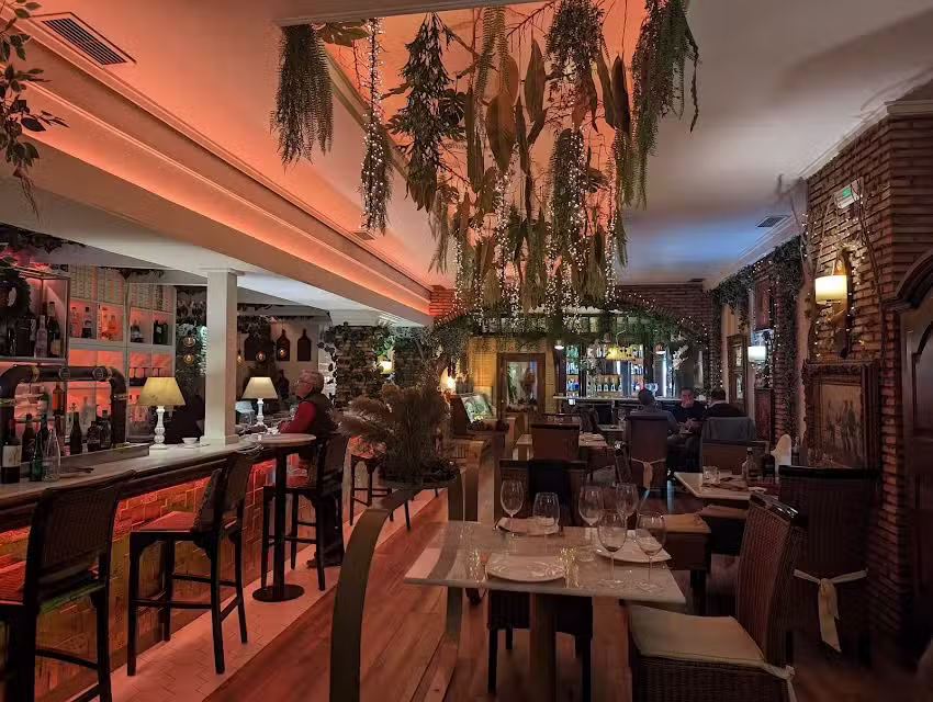 RESTAURANTE &ldquo;Las Dos Castillas&rdquo;.