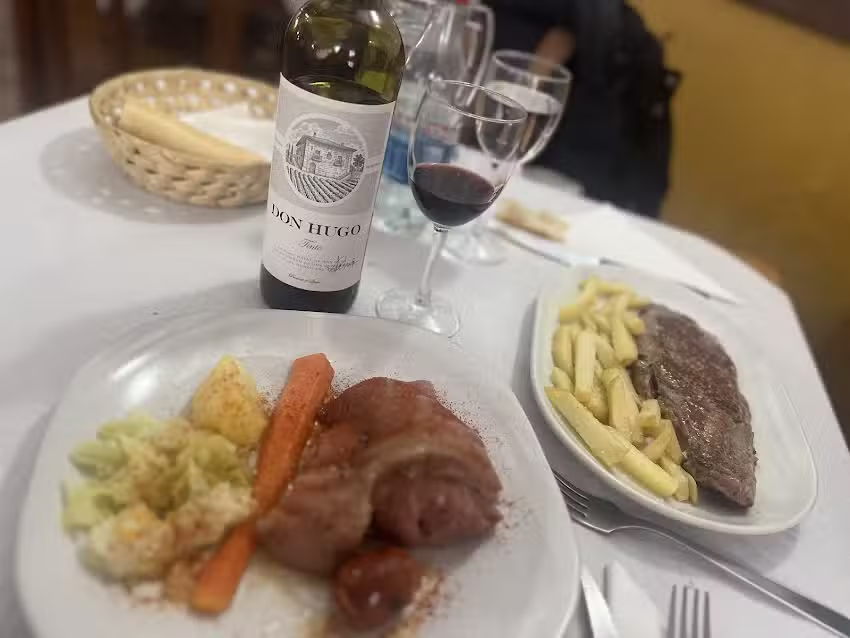 Restaurante Las M&eacute;nsulas