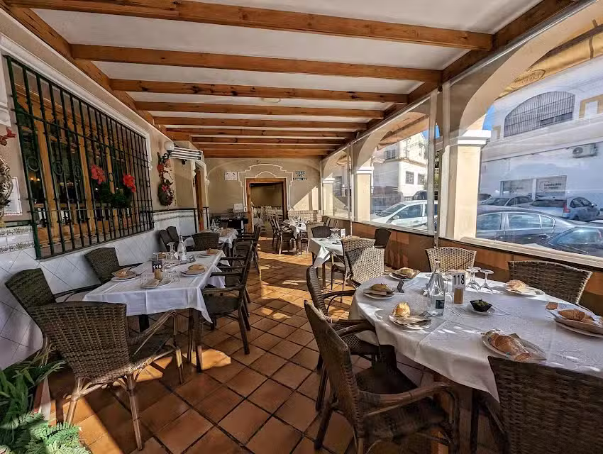 Restaurante Las Navas &ndash; Eventos en Puerto de la Torre | Grupo La Revuelo