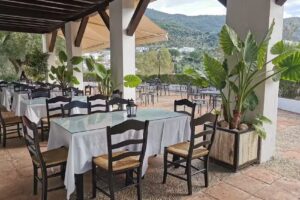 Restaurante Las Truchas tlf: 956716061