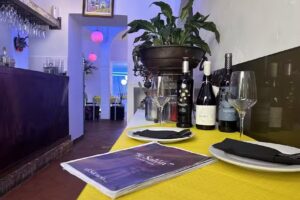 Restaurante Le sal&oacute;n de el Silencio&hellip;