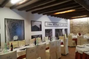 Restaurante &laquo;Los Leones&raquo;