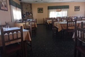 Restaurante «Los Pinares del Júcar».