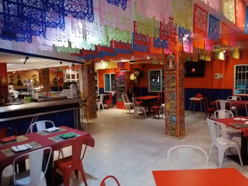 RESTAURANTE LOS PLEBES.