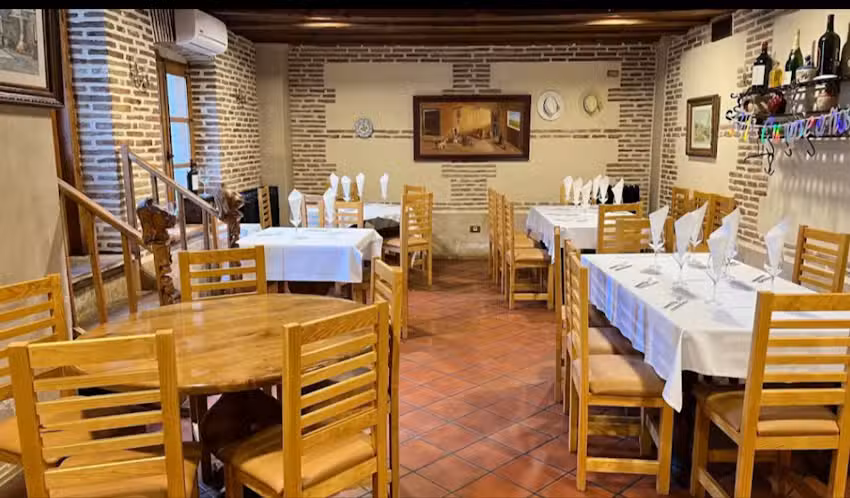Restaurante Luis de Sahag&uacute;n