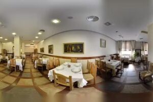 Restaurante Manol&iacute;n