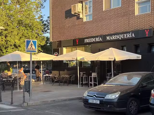 Restaurante Marisqueria El Puerto ( CALLE OCEANO INDICO)