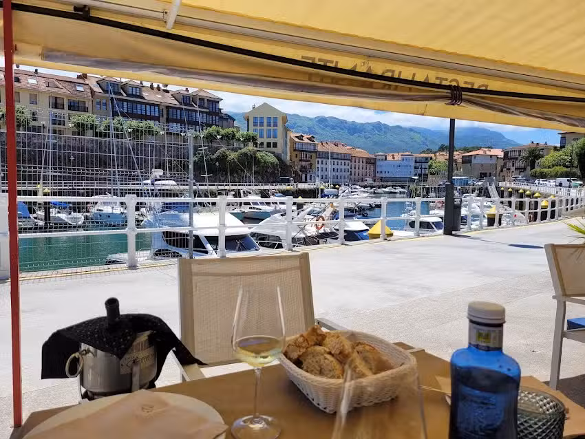 Restaurante Marisquer&iacute;a La Marina