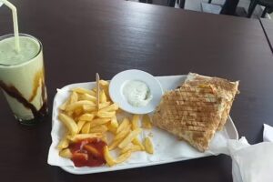 Restaurante marroqu&iacute; snack coq d&rsquo;or