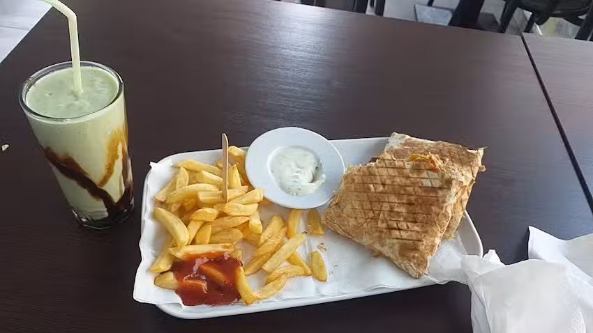 Restaurante marroqu&iacute; snack coq d&rsquo;or