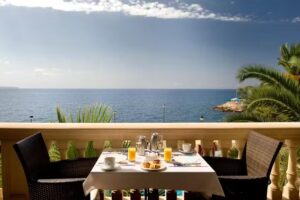 Restaurante Mediterr&aacute;neo