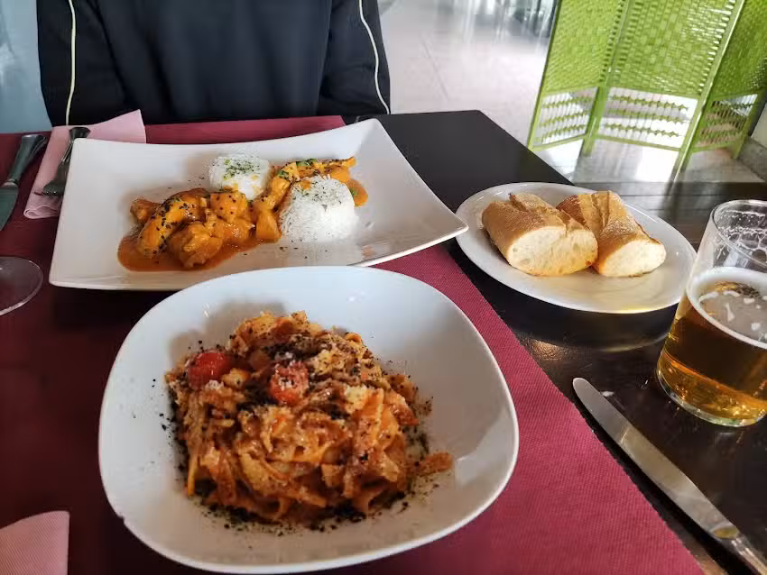 Restaurante Me&ntilde;akoz