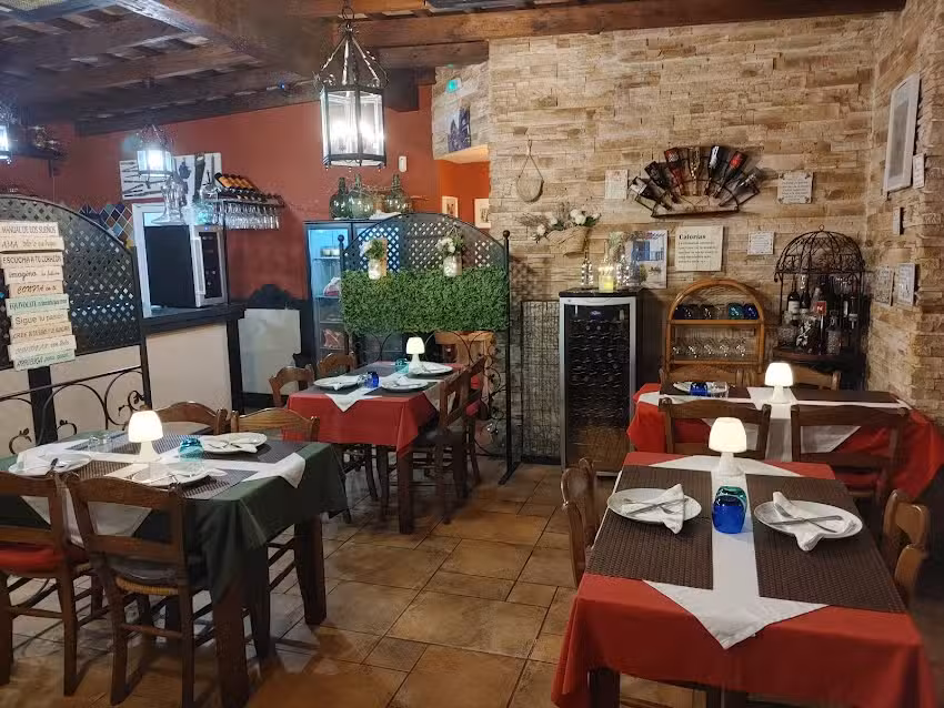 RESTAURANTE MESON ASADOR EL CARBON