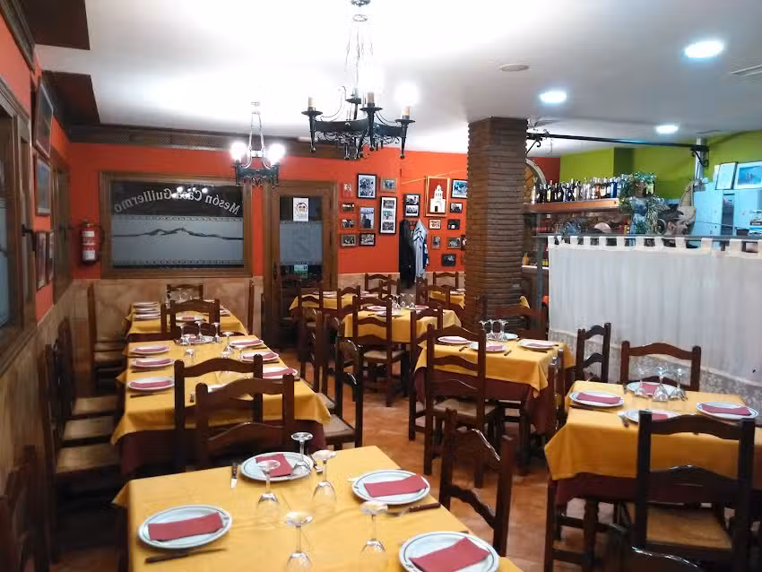 Restaurante Mes&oacute;n Casa Guillermo