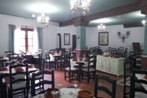 Restaurante Mes&oacute;n Cerro Negro