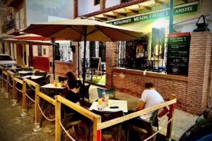 Restaurante Mes&oacute;n Charly Rafelbunyol