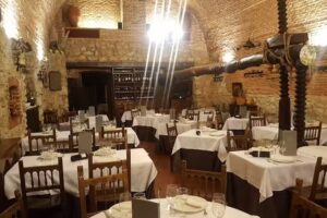 Restaurante Mes&oacute;n Don Pelayo