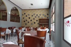 Restaurante Mes&oacute;n El Paleto