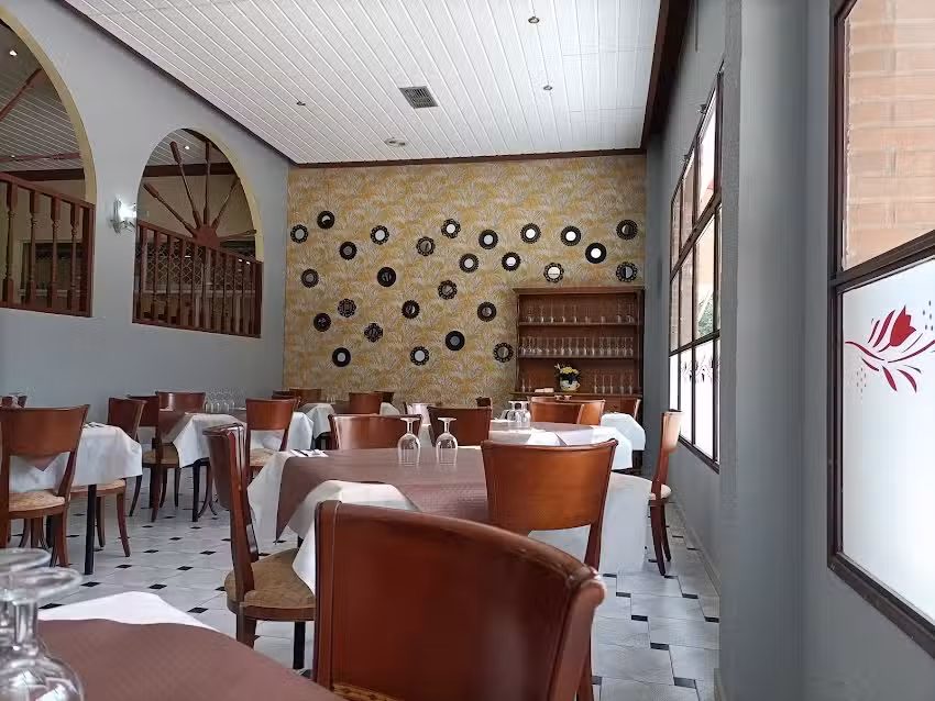 Restaurante Mes&oacute;n El Paleto