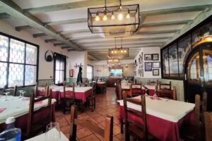 Restaurante Mes&oacute;n los Arcos