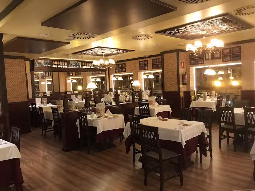 Restaurante MoN
