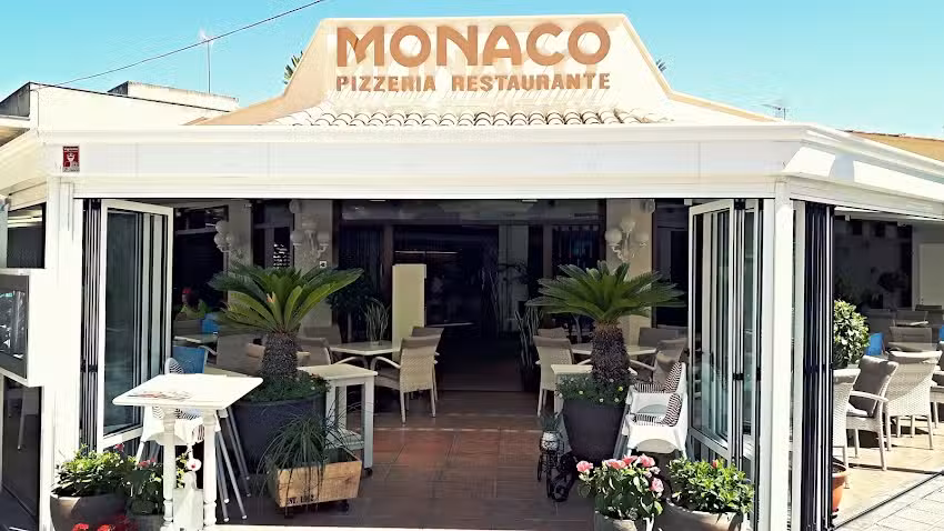 RESTAURANTE M&Oacute;NACO