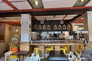 Restaurante Mr. Uchu-Ayuntamiento