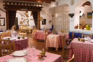 Restaurante Nuestro Bar.