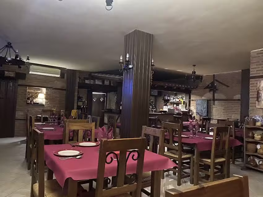 Restaurante &ldquo;Os Arcus&rdquo;