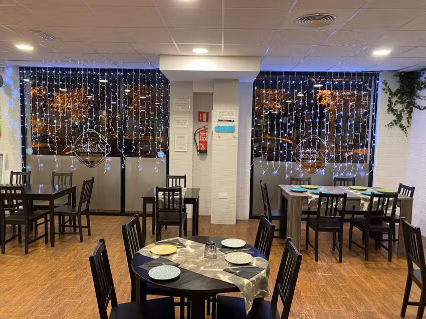 RESTAURANTE PALADAR DANEEA MORERIA