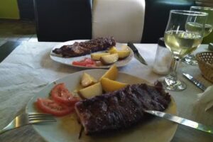Restaurante Parrilla El Kamalinoe