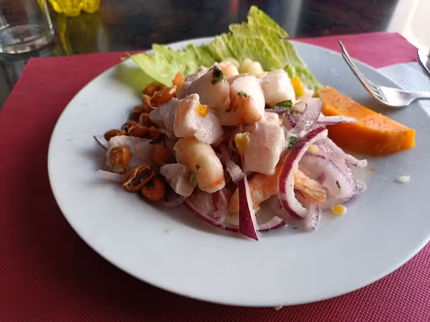 RESTAURANTE PERUANO &laquo;LA TORRE&raquo;