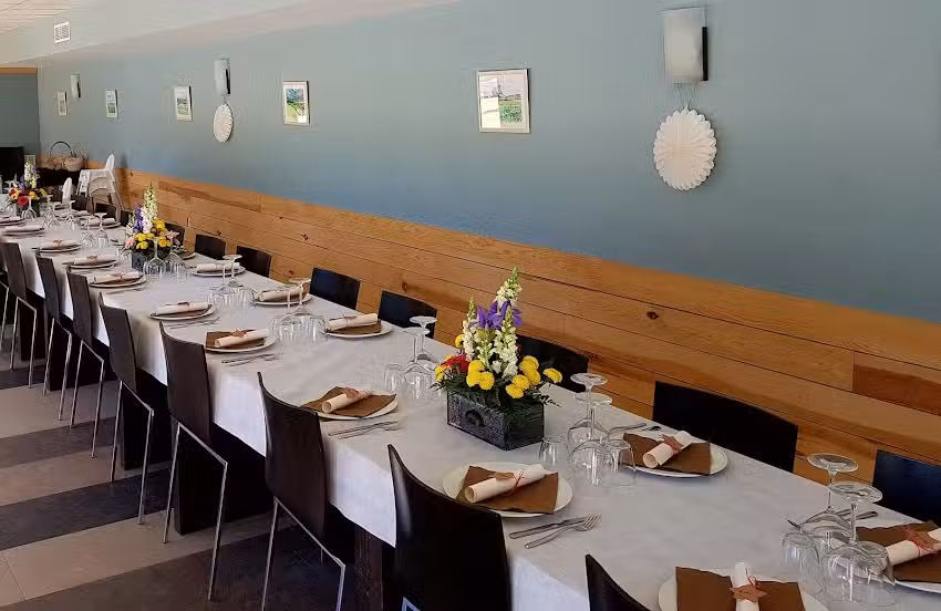 Restaurante-Piscinas El Prado