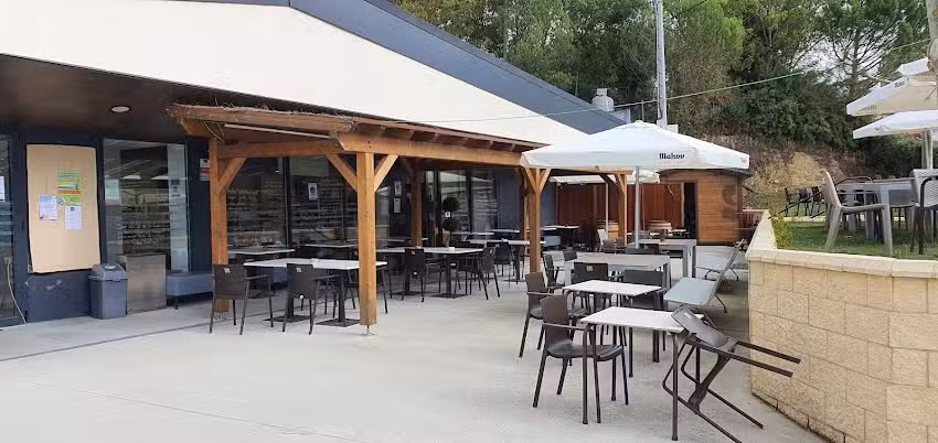 Restaurante Piscinas Municipales Salinas de A&ntilde;ana